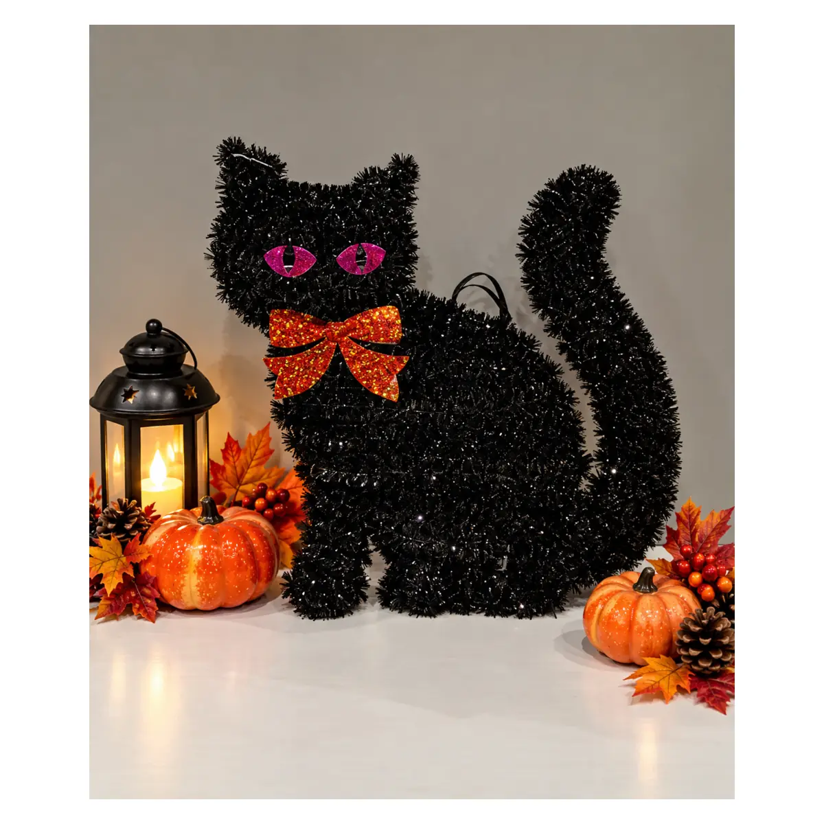 Halloweenská dekorácia – čierna mačka